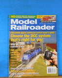 Model Railroader Magazine 2005 December Realistic track 1994 a year you can mode