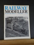 Railway Modeller 1969 January Midland coaling station LMS Coaches
