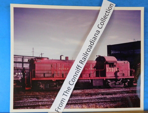 Photo Gulf Mobile & Ohio Locomotive #1510 8X10 Color GM&O Jackson Tn 1967