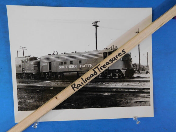 Photo Southern Pacific Railroad Locomotive #6460 8 X 10 B & W New Orleans 1969