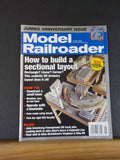 Model Railroader Magazine 2009 January Build a sectional layout Construuct a sma