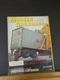Modern Railroads 1967 August Piggyback / Containers higher capacity M/W equipmen