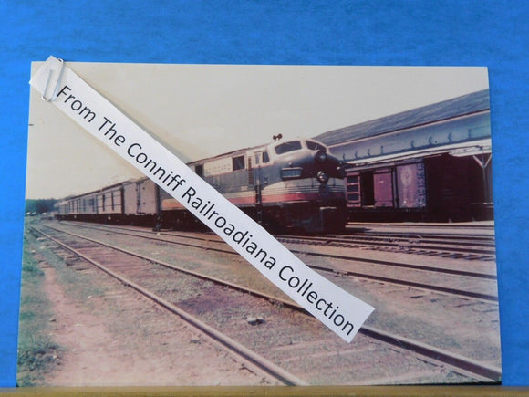 Photo Seaboard  Airline Locomotive #3042 8X11.5 Color