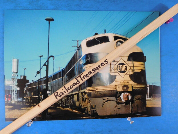 Photo Erie Locomotive #8052 F-3  8 X 11.5 Color Chicago IL