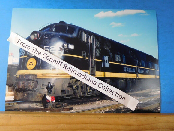 Photo Seaboard Coast Line Locomotive #528 8X11.5 Color