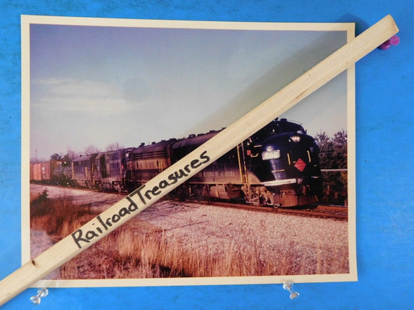 Photo Western Railway of Alabama Locomotive #602 8 X 10 Color Freight Train