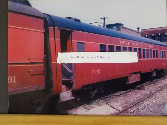 Photo Gulf Mobile & Ohio Passenger Car #5932 8X11 Color GM&O