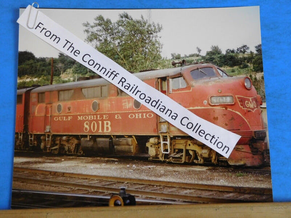 Photo Gulf Mobile & Ohio Locomotive #801B  8X10 Color