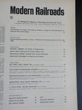 Modern Railroads 1968 October NP Mini Yard Air bulkhead stops lading shift