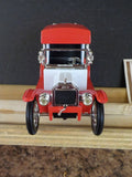 Ertl 1913 Ford Model T  6th in a series Coastal 1/25th scale