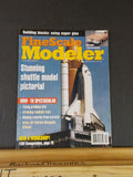 FineScale Modeler 2000 February Stunning shuttle model pictorial