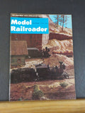 Model Railroader Magazine 1970 December Building passenger cars Storehouse Water