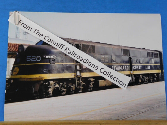 Photo SeaBoard Coast Line Locomotive #520 8X11.5 Color Miami FL 1970 Black w/ ye