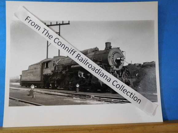 Photo Illinois Central Locomotive #2138 8X10 B&W