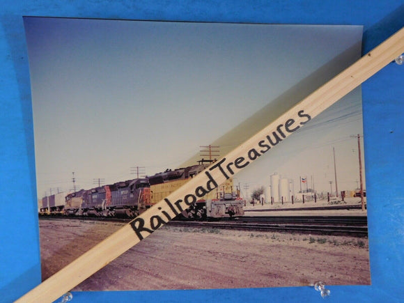 Photo Union Pacific Locomotive #3632   8 X 10 Color