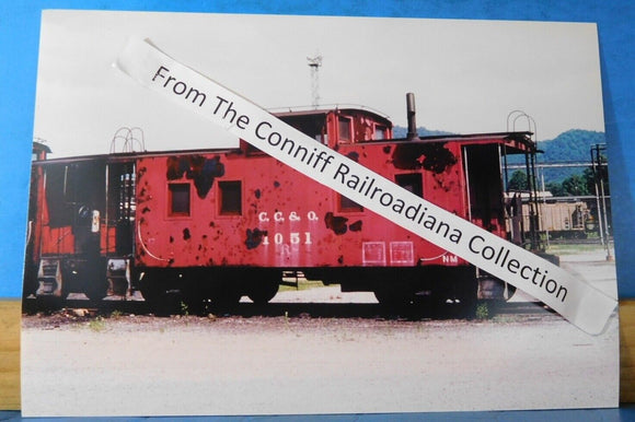 Photo Clinchfield Caboose #1051  8X11.5 Color CC&O Carolina Clinchfiled & Ohio