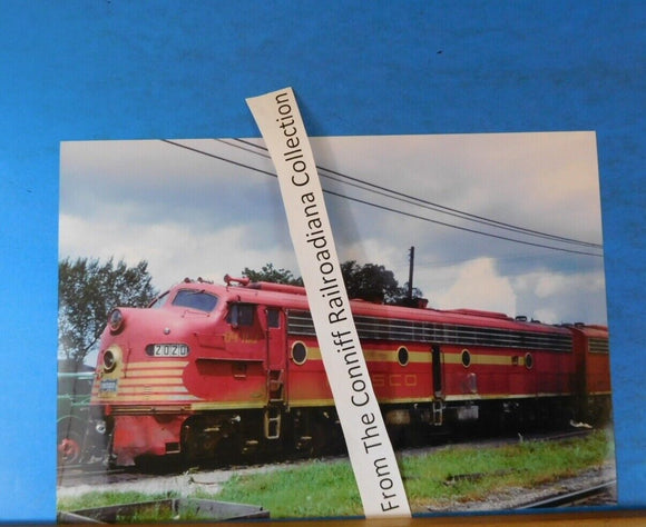 Photo Frisco Locomotive #2020 8X11.5 Color Big Red