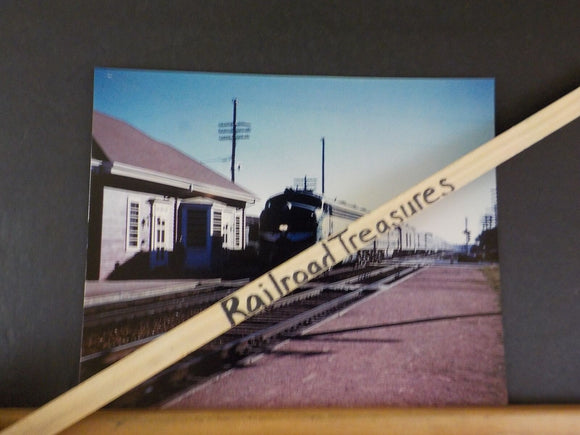 Photo Missouri Pacific Locomotive Texas Eagle Color 8 x 10 Arlington TX 1963