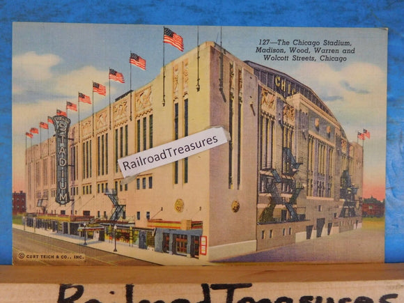 Postcard Chicago Stadium Madison, Wood, Warren & Wolcott Streets IL Card #127