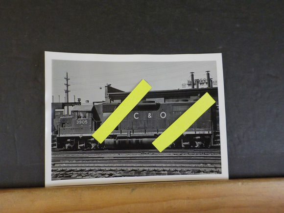 Photo Chesapeake & Ohio Locomotive #3905 Chessie System B&W 5 X 7