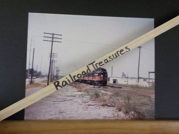 Photo Illinois Central Locomotive #2034 Jackson Mississippi 1971 8X10 Color