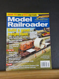 Model Railroader Magazine 2008 July Build great freight fleet Weather cars w pai