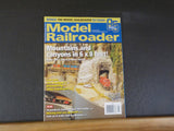 Model Railroader Magazine 2019 January Maountains & canyons 20 products that cha