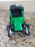 JLE Models 1920 International Truck Bank The English Pub 1/25 scale