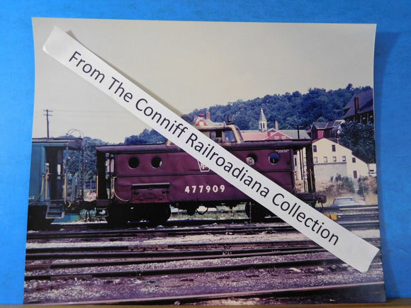 Photo Pennsylvania Railroad Caboose #477909 PRR 8X10 Color