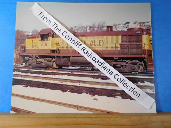 Photo Lehigh Valley Locomotive #216  8X10 Color  1972 Easton Pa