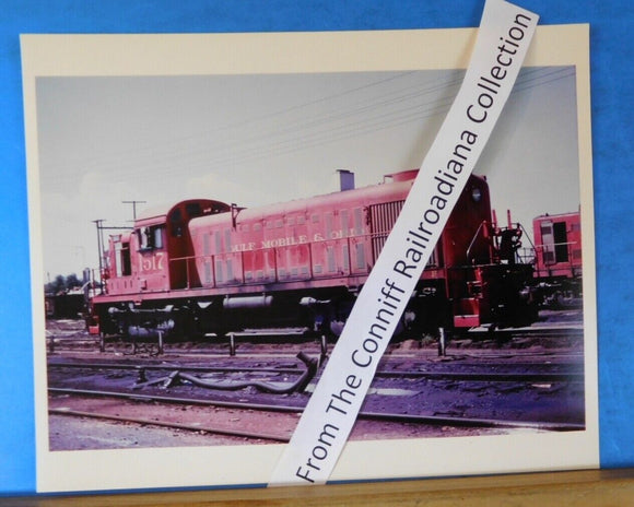 Photo Gulf Mobile & Ohio Locomotive #1517 8X10 Color GM&O Meridan Miss 1968
