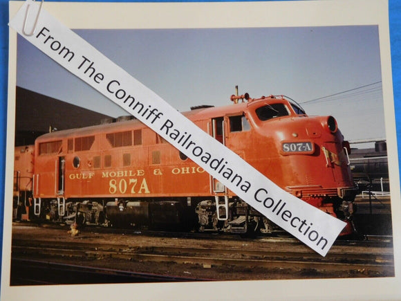 Photo Gulf Mobile & Ohio Locomotive #807A  8X10 Color