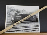 Photo Erie Lackawanna Box car #67010 Boxcar Easton PA 1981 8 X 10 B&W