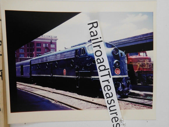 Photo Missouri Pacific Locomotive #33 8 x 10 color MP Houston TX 6/3/1968