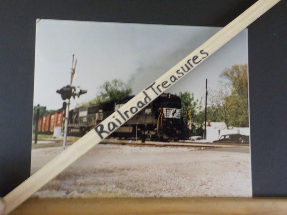 Photo Norfolk Southern Locomotive #8620 Birmingham AL 1992  8 X 10 Color