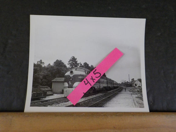 Photo Chesapeake & Ohio Locomotive #4013 4X5 Black & white 1953 Williamsburg