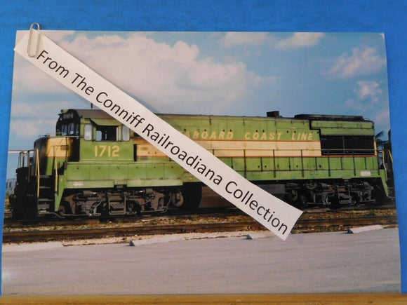Photo SeaBoard Coast Line Locomotive #1712 8X11.5 Color
