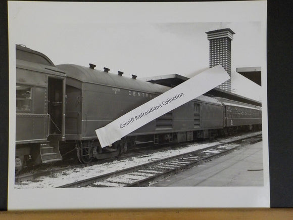 Photo Central of Georgia Railroad Baggage Car? #405 New Orleans 1973  8 X 10 B&W