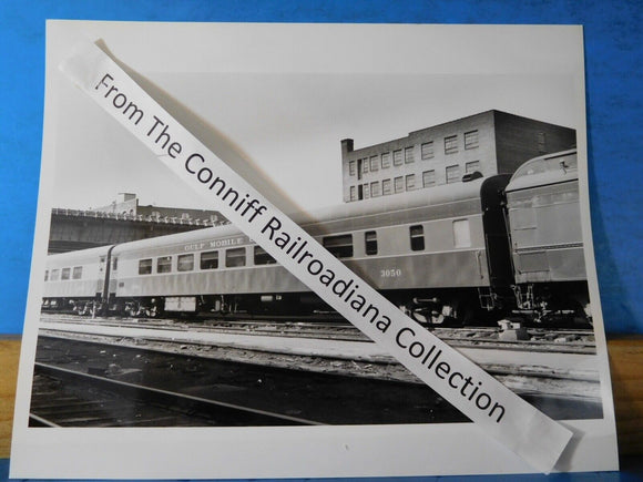 Photo Gulf Mobile & Ohio Passenger Car #3050  8X10 B&W