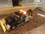 Exxon Gold Tow Truck 1999 Collector’s Edition NIB 8 in a Series