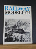Railway Modeller 1966 May V17 # 187 Castle Valley railway Curved platforms and b