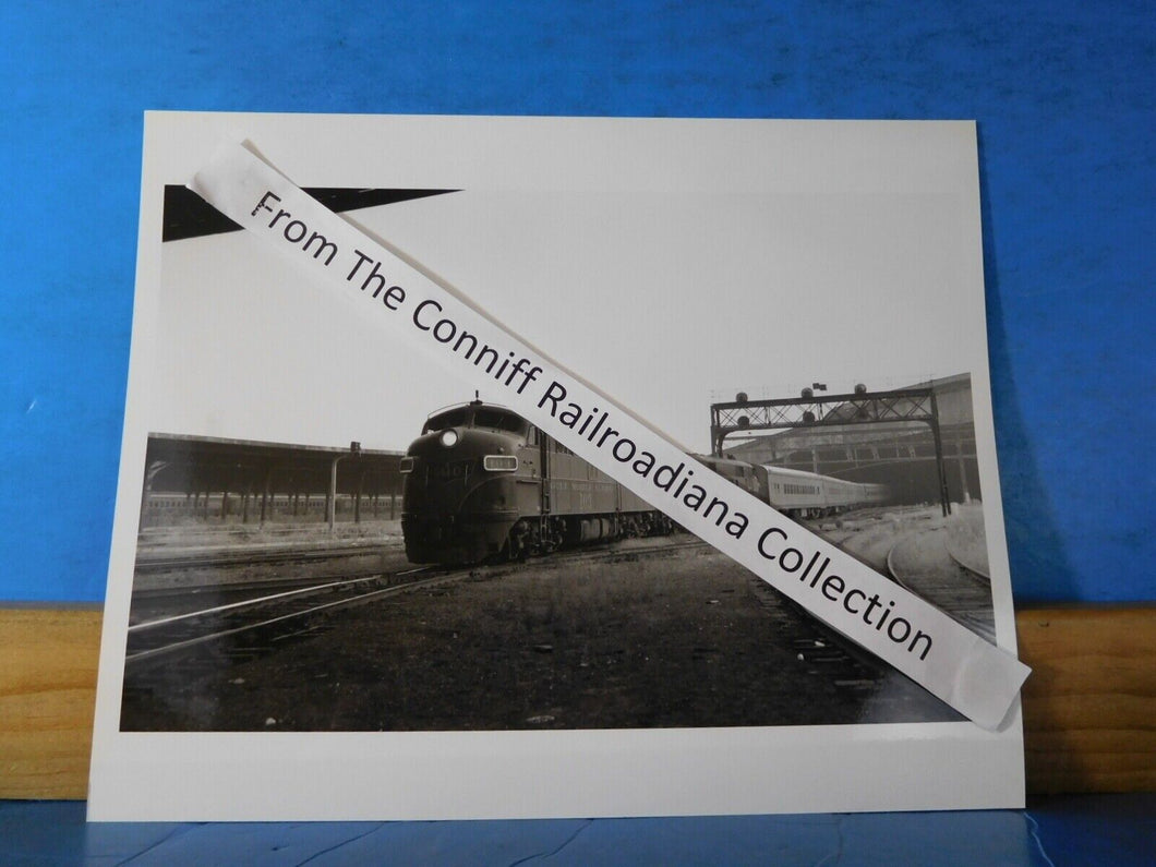 Photo Gulf Mobile & Ohio Locomotive #103 8X10B&W