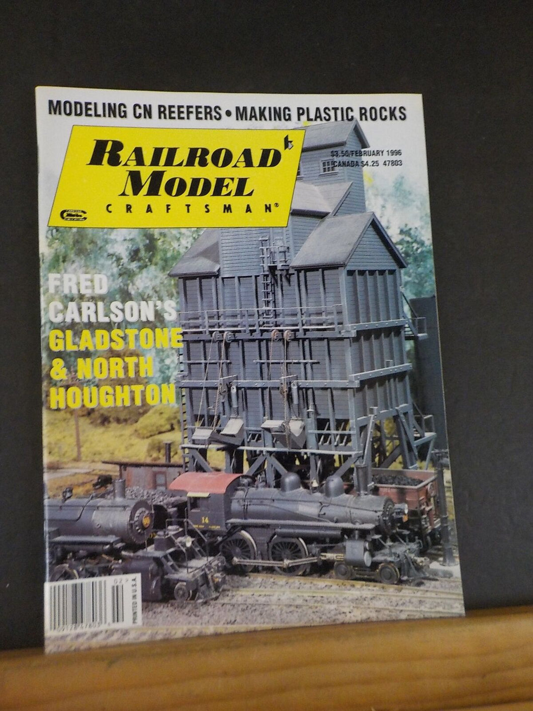 Railroad Model Craftsman Magazine 1996 February Modeling CN Reefers Making rocks