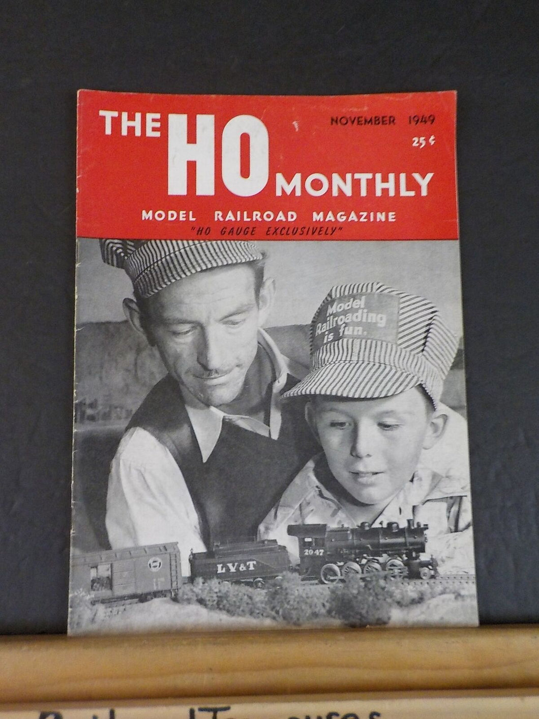 HO Monthly 1949 November Dream House for your pike SP Mogul and diner