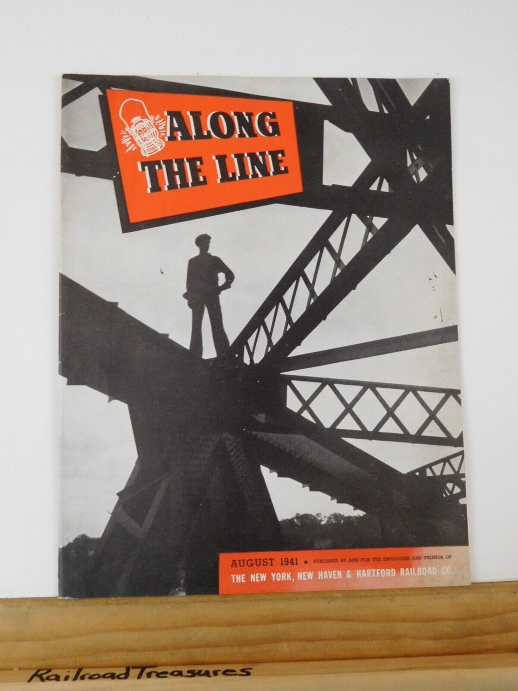 Along the Line 1941 August New York New Haven & Hartford Employee Magazine