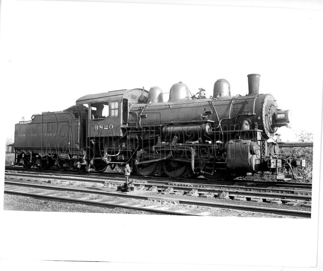 PHOTO New York Central Locomotive #6820 photo 0-6-0 Indianapolis  Photo 8 X 10