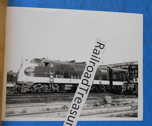 Photo Southern Railroad Locomotive #6701 8 X 10 B&W Atlanta GA 1970