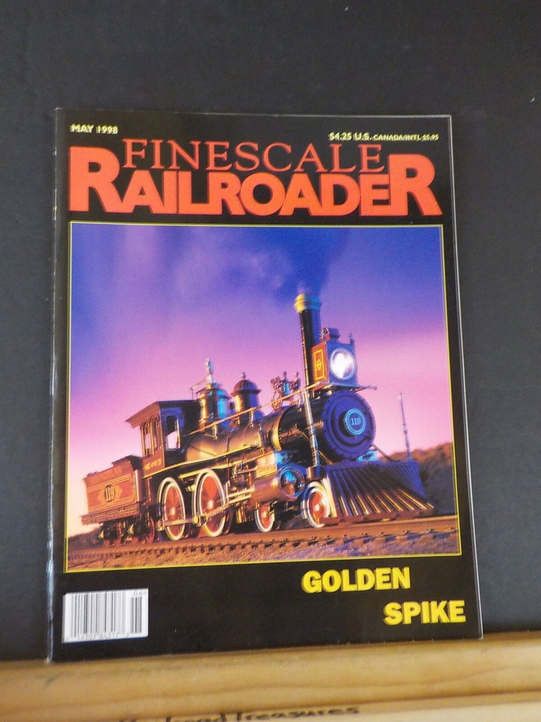 Finescale Railroader 1998 May  Golden Spike South Pacific Coast PRR bark flat