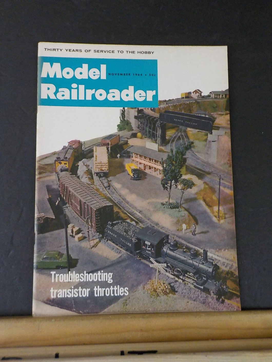 Model Railroader Magazine 1964 November Troubleshooting transistor throttles