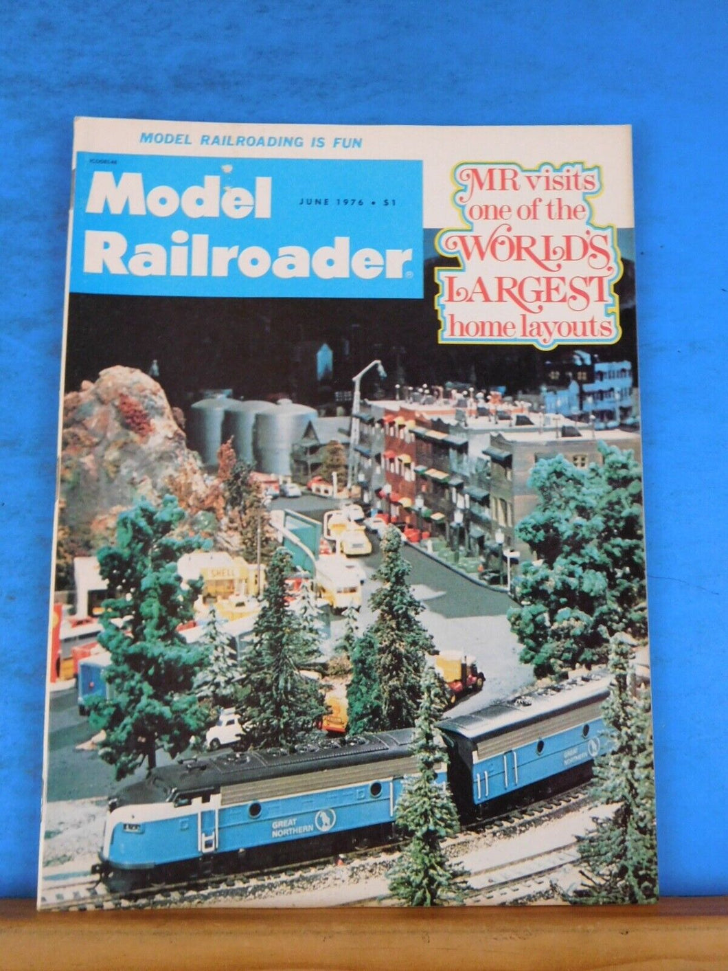 Model Railroader Magazine 1976 June World's largest home layouts